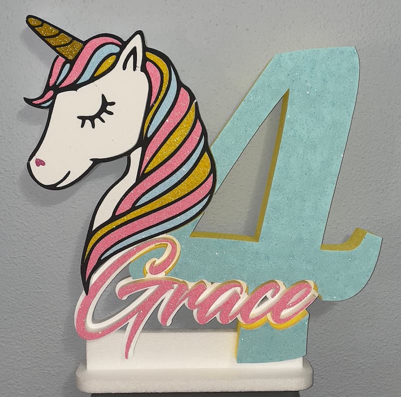 FIGURA UNICORNIO PERSONALIZADA PARA CUMPLEA&Ntilde;OS
